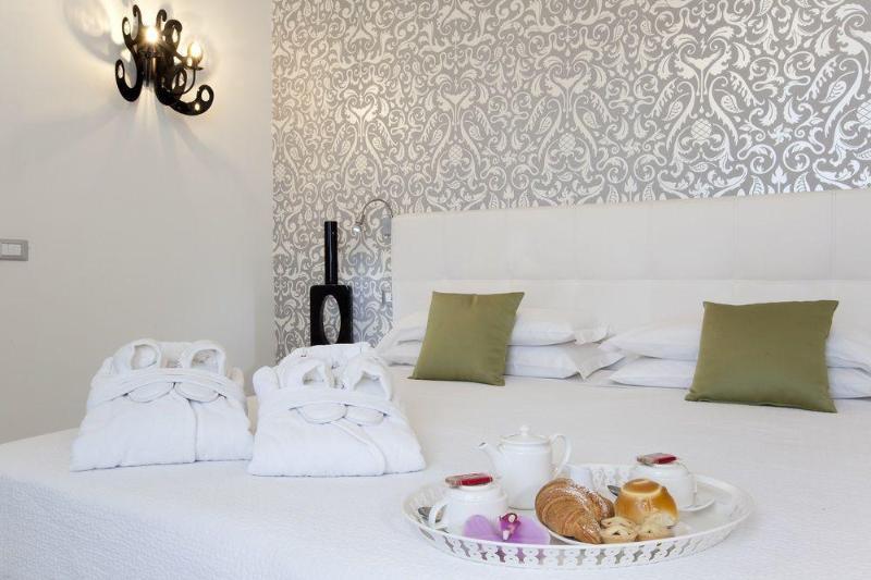 La Piazzetta Hotel